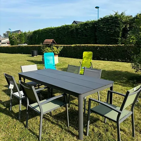 Maison Normande Authentique De 180 M2 Avec Un Grand Jardin Et Proche De La *