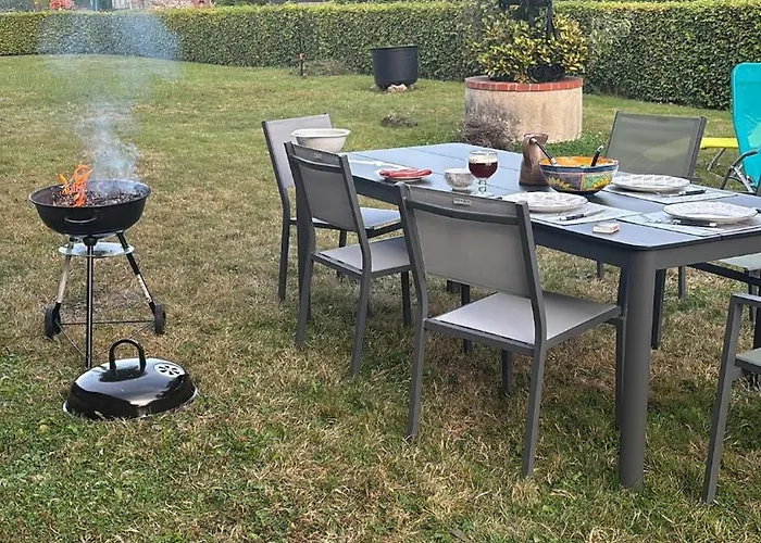 Holiday home Maison Normande Authentique De 180 M2 Avec Un Grand Jardin Et Proche De La *