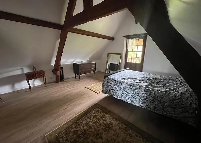 Maison Normande Authentique De 180 M2 Avec Un Grand Jardin Et Proche De La * Neville