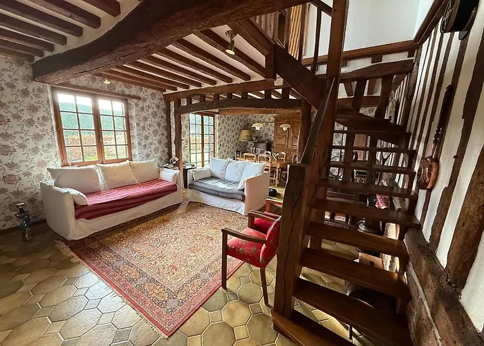 Ferienhaus Maison Normande Authentique De 180 M2 Avec Un Grand Jardin Et Proche De La Néville